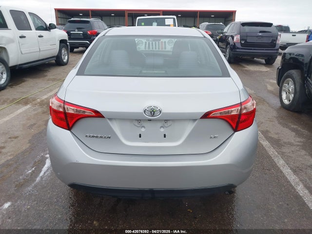2T1BURHE5HC885105 Toyota COROLLA LE