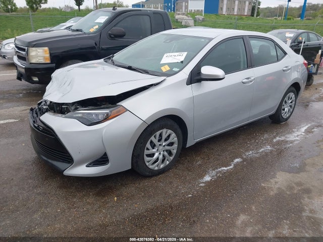 2T1BURHE5HC885105 Toyota COROLLA LE