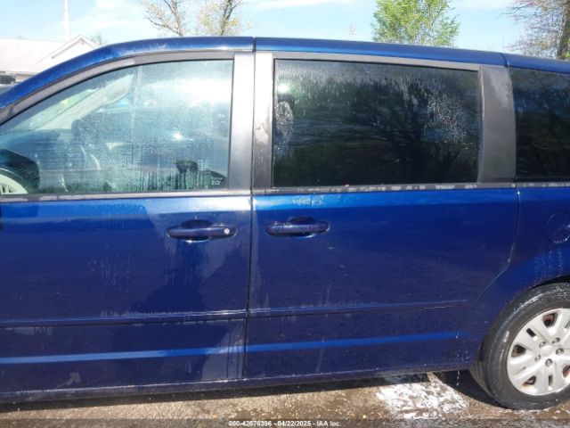 2C4RDGBG2GR146897 Dodge Grand Caravan Se