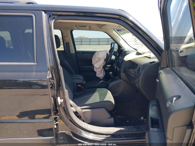 1C4NJRFB9GD758678 Jeep Patriot