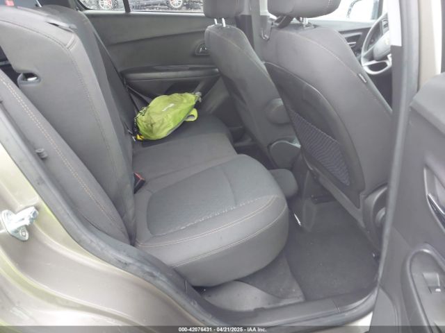 KL7CJNSB0MB324627 Chevrolet Trax Awd Ls