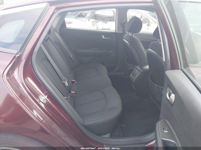 5XXGT4L39JG212494 KIA Optima Lx