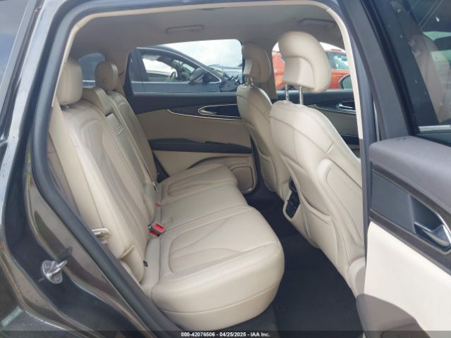 2LMPJ6K9XKBL41983 Lincoln Nautilus Select