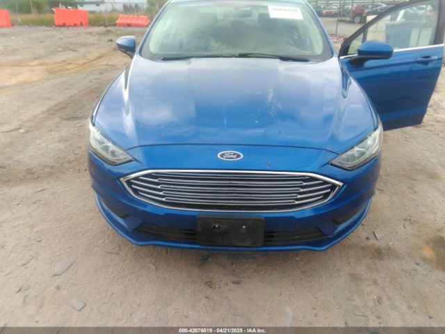 3FA6P0HD1JR186717 Ford FUSION SE
