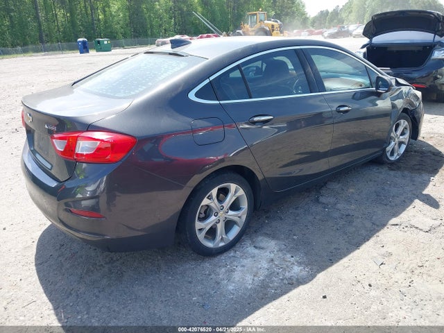 1G1BF5SM4H7182933 Chevrolet Cruze Premier Auto
