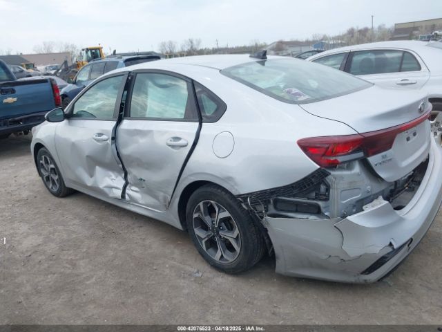 3KPF24AD1KE006039 KIA Forte Lxs