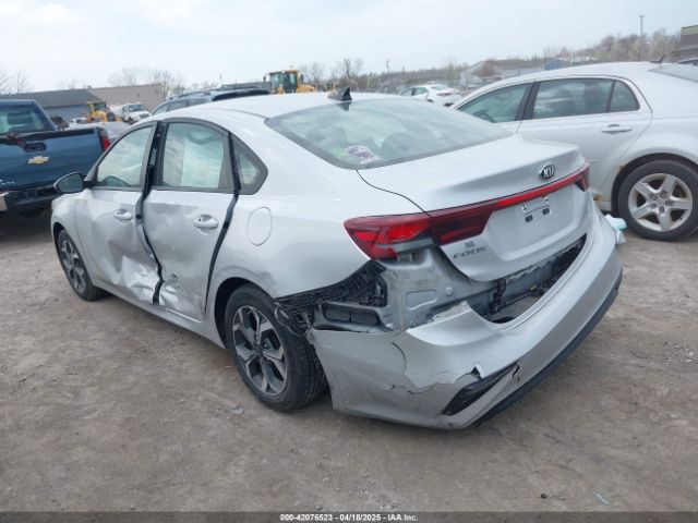 3KPF24AD1KE006039 KIA Forte Lxs