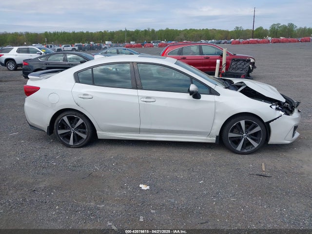 Subaru 2018 2018 4S3GKAM64J3601442 Image 13
