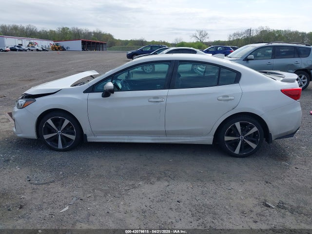 Subaru 2018 2018 4S3GKAM64J3601442 Image 14