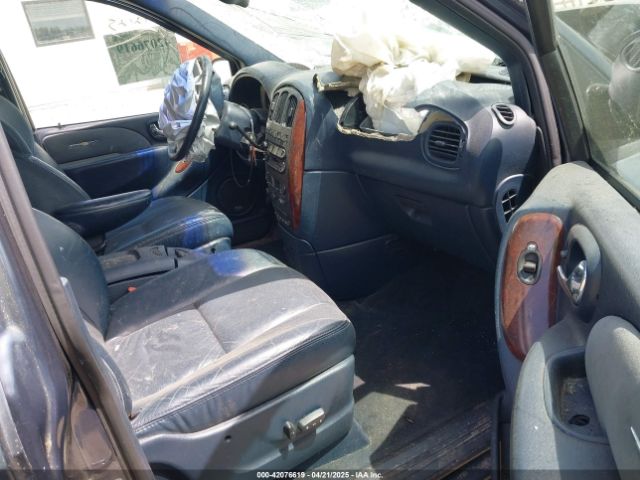 2001 CHRYSLER TOWN & COUNTRY 2C8GP64L51R208267 Photo 4