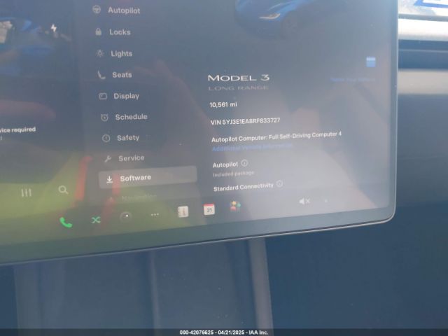 5YJ3E1EA8RF833727 Tesla MODEL 3
