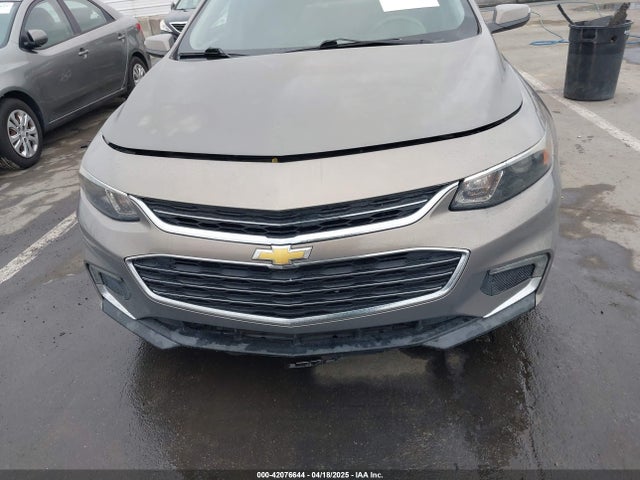 1G1ZE5STXHF215920 Chevrolet MALIBU 1LT