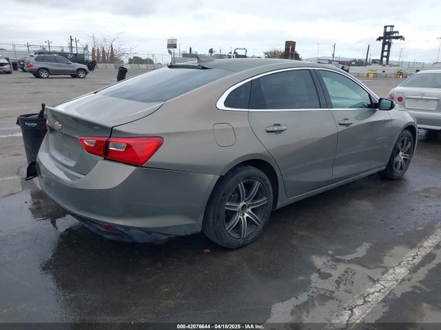 1G1ZE5STXHF215920 Chevrolet MALIBU 1LT
