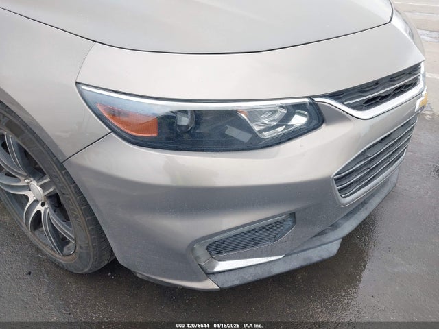 1G1ZE5STXHF215920 Chevrolet MALIBU 1LT