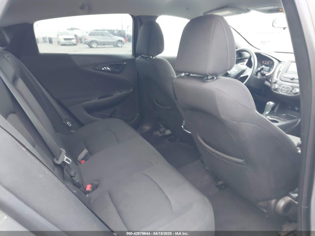 1G1ZE5STXHF215920 Chevrolet MALIBU 1LT