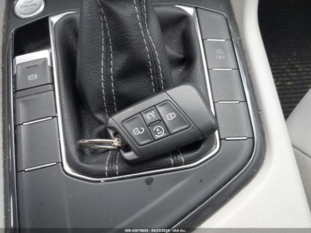 3VV3B7AX0NM018659 Volkswagen Tiguan 2.0t Se