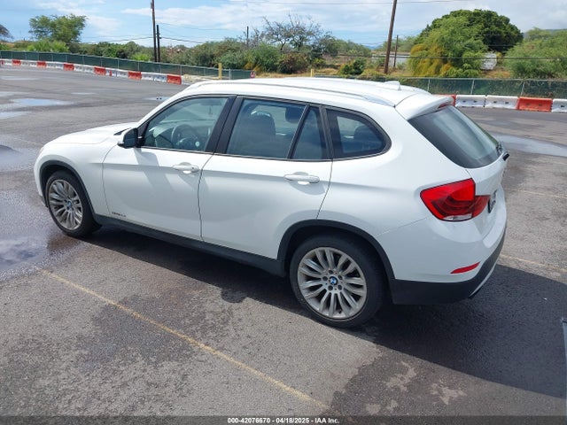 BMW X1 2015 WBAVM1C53FV314449 Image 3