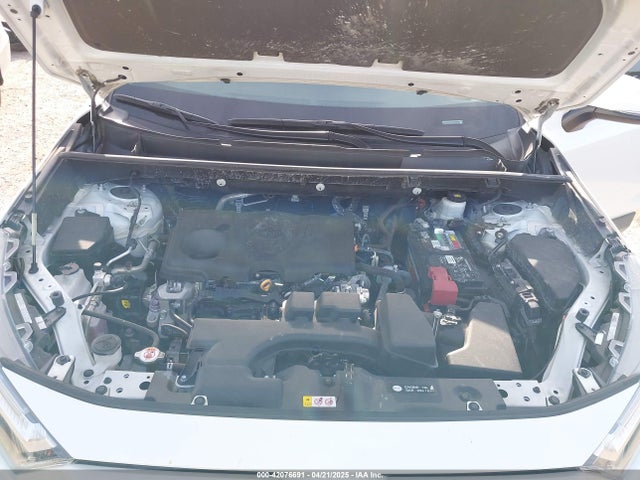 2T3C1RFV1NW235608 Toyota Rav4 Xle Premium