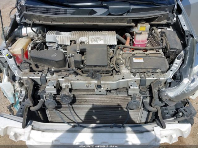 JTDZN3EU3HJ063704 Toyota Prius V Three