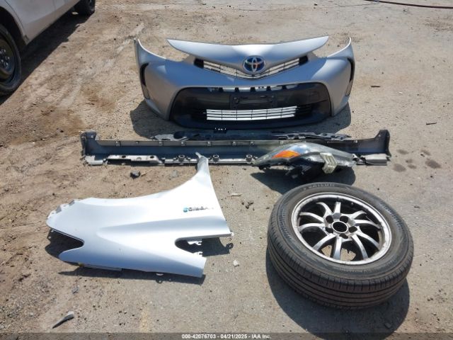 JTDZN3EU3HJ063704 Toyota Prius V Three