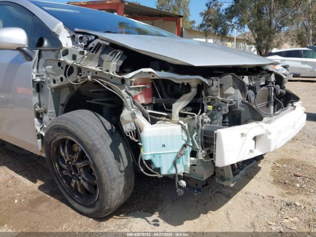 JTDZN3EU3HJ063704 Toyota Prius V Three