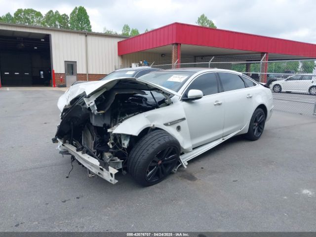2016 JAGUAR XJ SAJWJ2GD8G8W00063 Photo 1