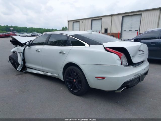 2016 JAGUAR XJ SAJWJ2GD8G8W00063 Photo 2