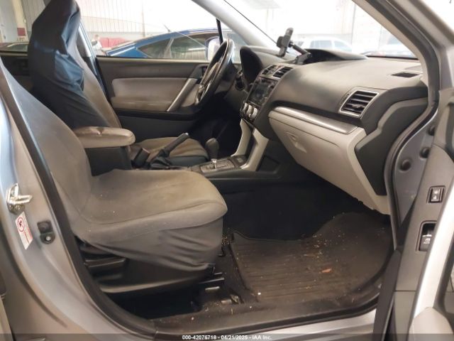 JF2SJAEC0HH552627 Subaru Forester 2.5i Premium