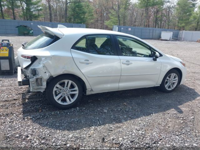 JTND4MBEXN3180871 Toyota COROLLA SE