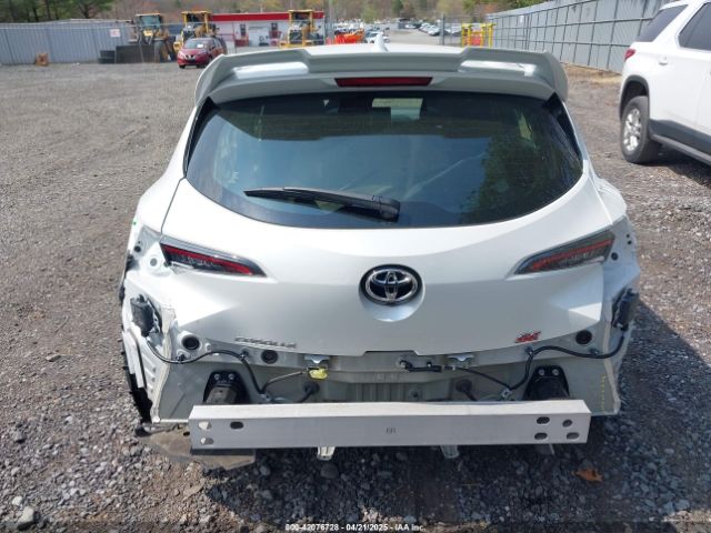 JTND4MBEXN3180871 Toyota COROLLA SE