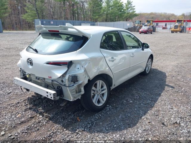 JTND4MBEXN3180871 Toyota COROLLA SE
