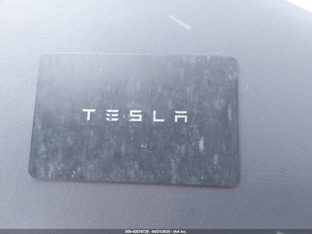 7SAYGDEE3NF426481 Tesla Model Y Long Range Dual Motor All-wheel Drive