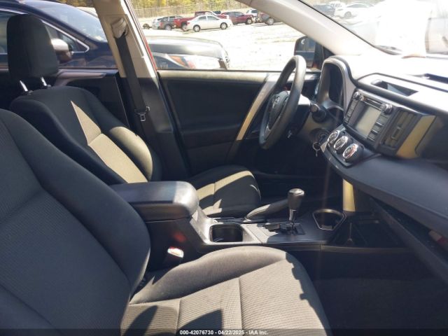 JTMBFREV2JD228186 Toyota RAV4 LE