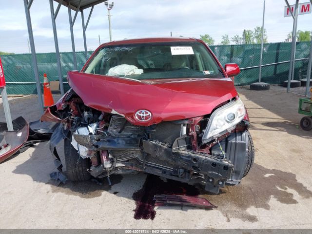 5TDKZ3DC4HS899653 Toyota Sienna Le 8 Passenger