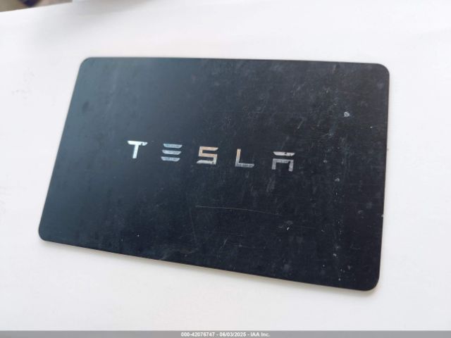 5YJ3E1EA8PF403743 Tesla MODEL 3