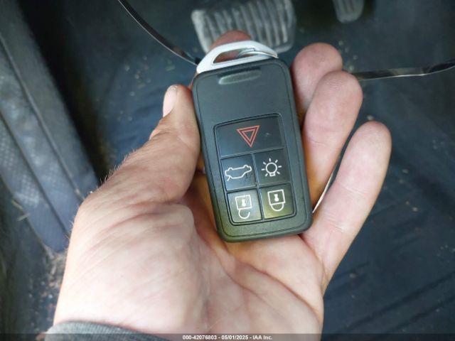 LYV402HK9JB167612 Volvo S60 Inscription T5