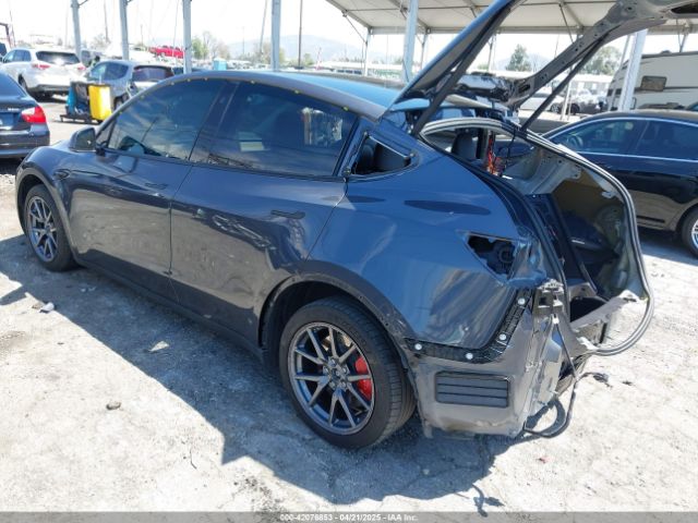 2023 TESLA MODEL Y 7SAYGDEFXPF618668 Photo 2