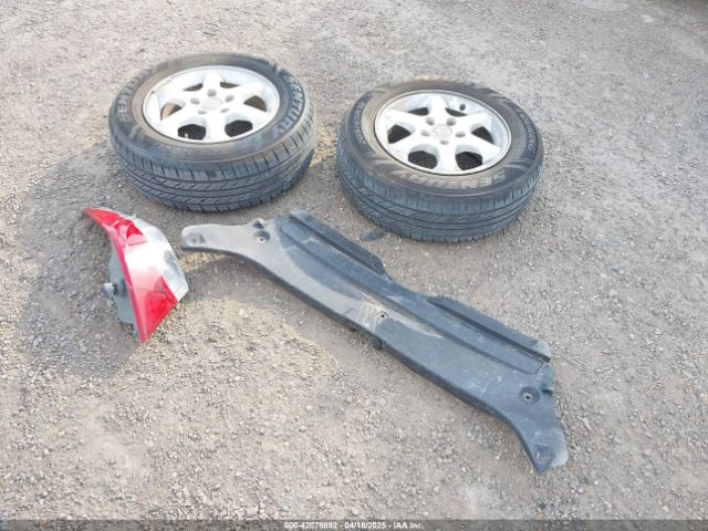 4T1BF1FK9FU025045 Toyota CAMRY SE