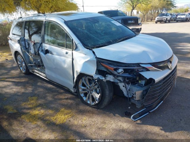 2024 TOYOTA SIENNA 5TDERKEC4RS222805