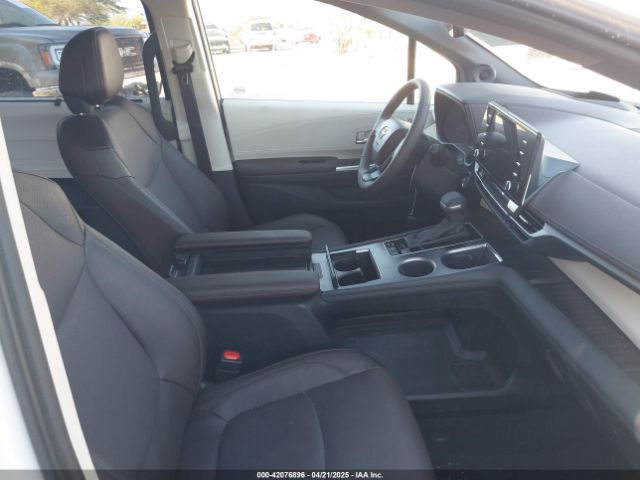 2024 TOYOTA SIENNA 5TDERKEC4RS222805 Photo 4