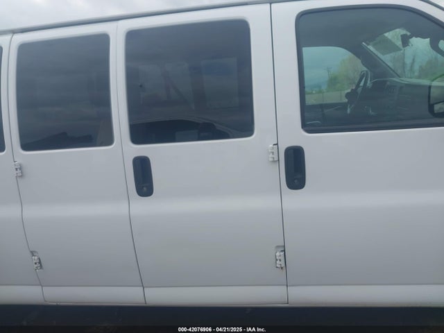 1GJZ7PFGXL1158191 GMC Savana Cargo Rwd 3500 Extended Wheelbase Lt