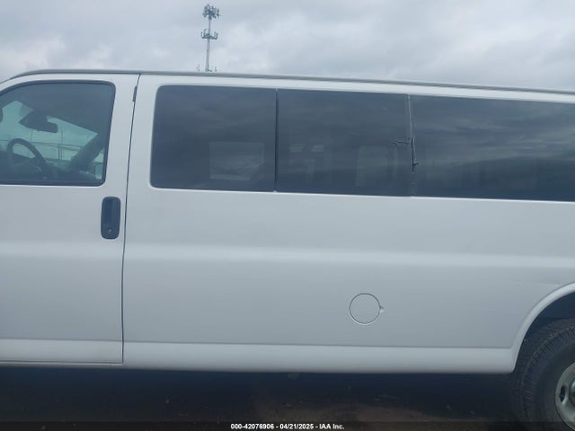 1GJZ7PFGXL1158191 GMC Savana Cargo Rwd 3500 Extended Wheelbase Lt