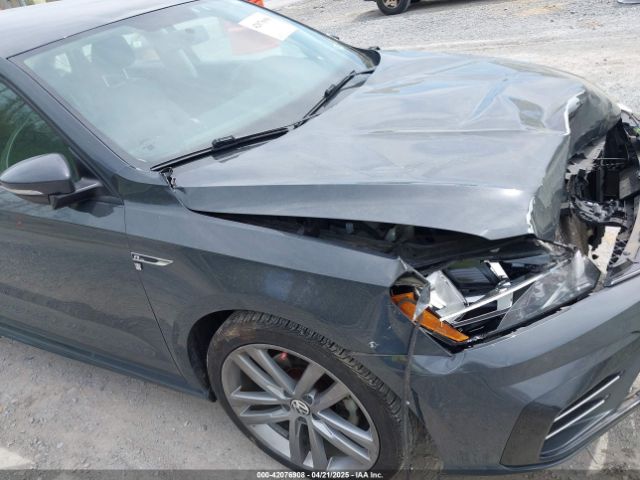 1VWAA7A35JC005419 Volkswagen Passat 2.0t R-line/2.0t S