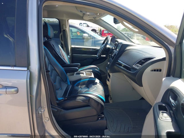 2C4RC1BG7GR246347 Chrysler Town & Country Touring