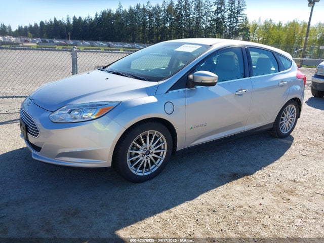 Ford FOCUS ELECTRIC 2014 1FADP3R44EL330398 Image 2