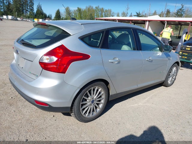 Ford FOCUS ELECTRIC 2014 1FADP3R44EL330398 Image 4