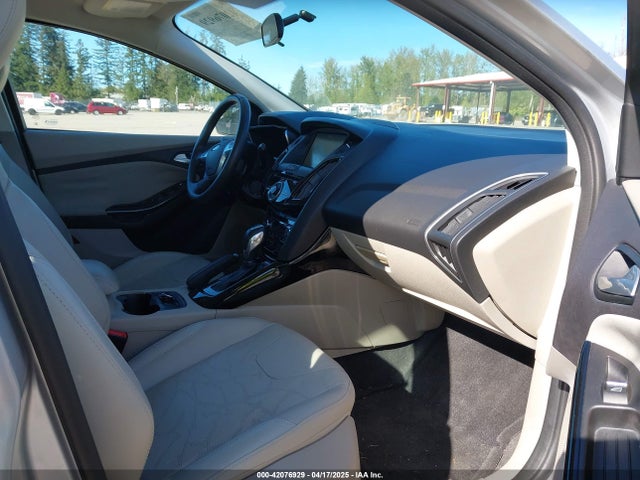 Ford FOCUS ELECTRIC 2014 1FADP3R44EL330398 Image 5