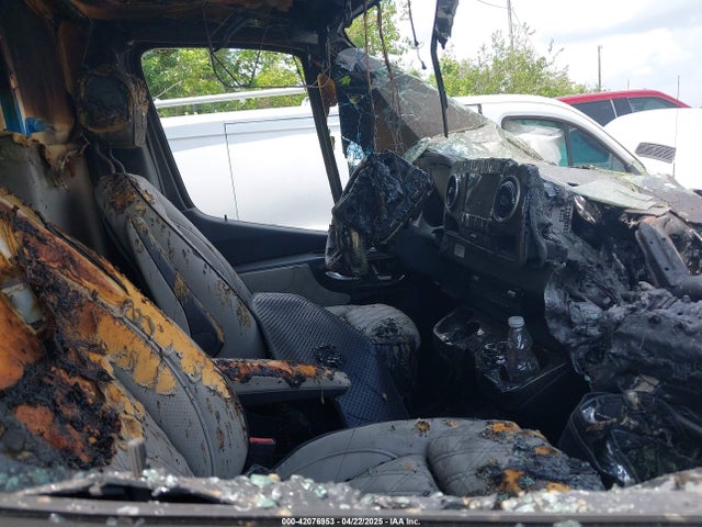 2023 MERCEDES-BENZ SPRINTER 2500 W1X4NBHY7PT136756 Photo 4