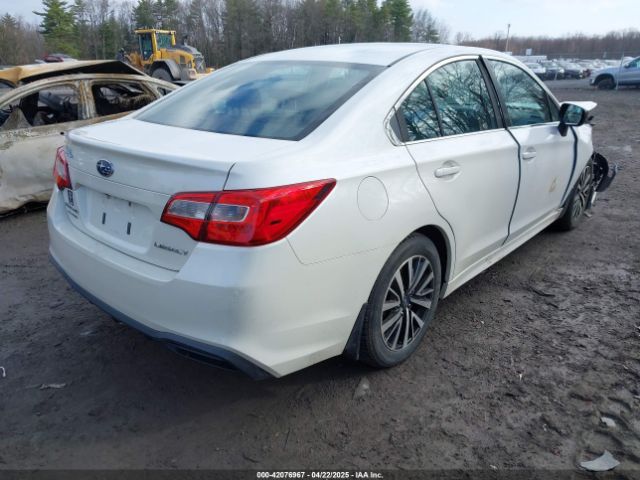4S3BNAB69J3026971 Subaru Legacy 2.5i
