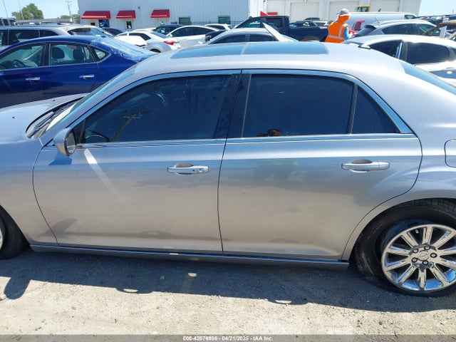 Chrysler 300 Touring 2014 2C3CCAAG8EH264595 Image 15
